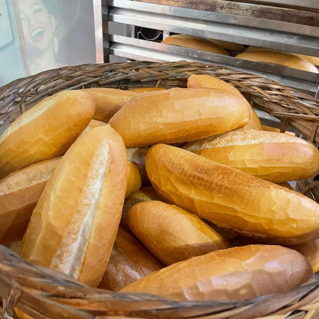 每日现做法棍面包bamiexpress料超多的越南三明治清爽可口超开胃的ban